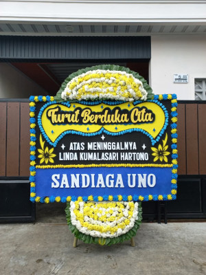 Papan Bunga Duka di Balai Tongah Koto